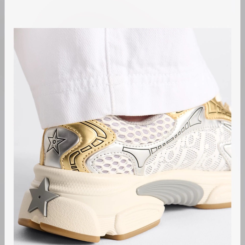 Dior Vibe Sneaker - Picture 6 of 10